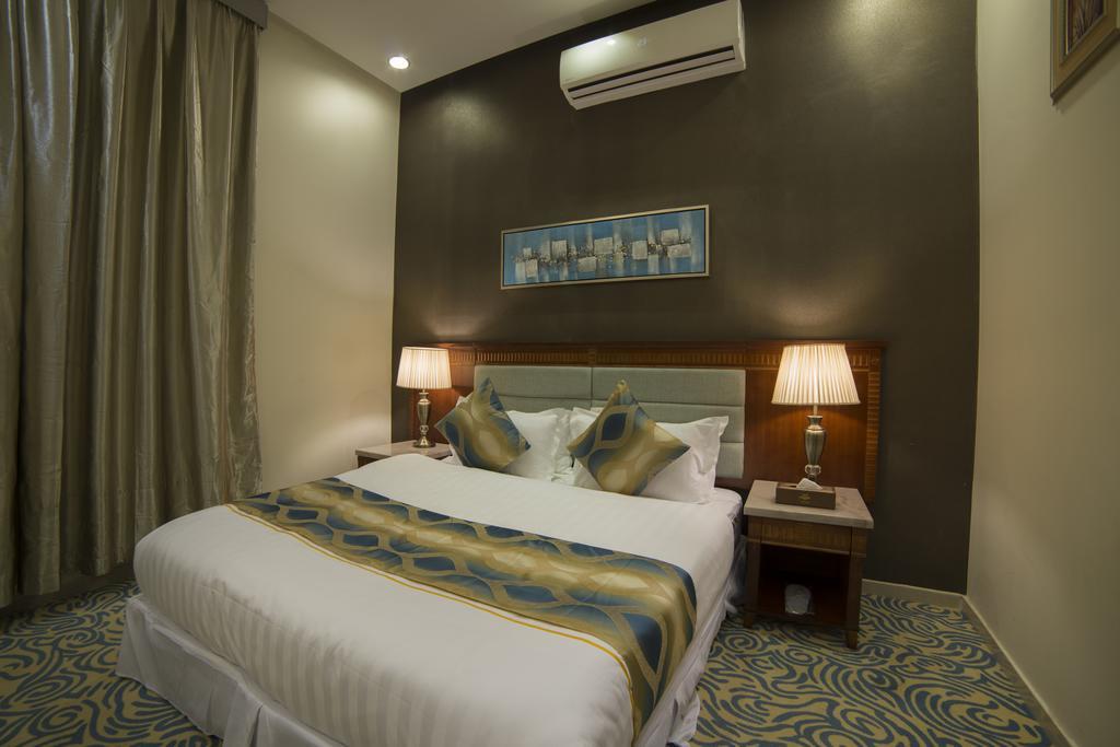 Kyan Al Yarmouk Suites Riadh Exterior foto