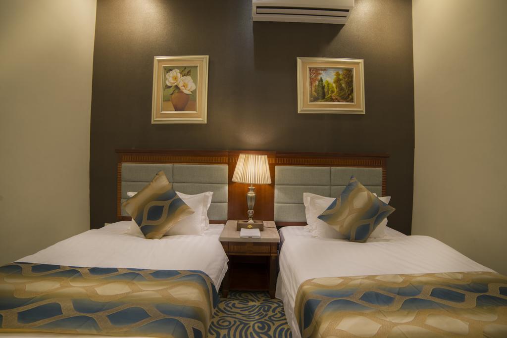 Kyan Al Yarmouk Suites Riadh Exterior foto