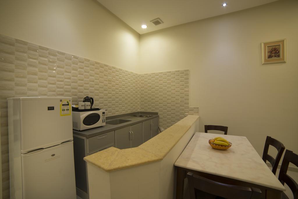 Kyan Al Yarmouk Suites Riadh Exterior foto